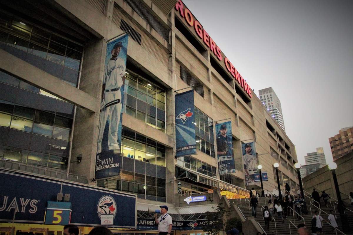 Rogers Centre, on my way to NY Yankees vs Blue Jays. Tuesday, September 22, 2015